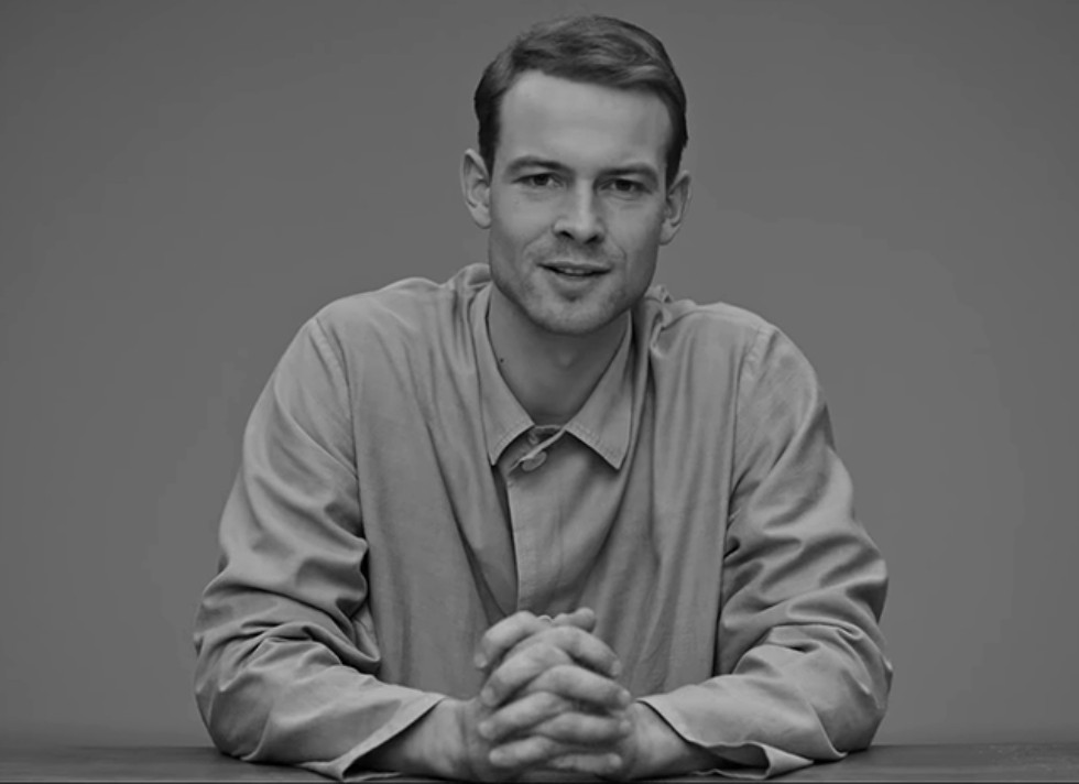 ������ �������� ��������� ����� ��������� ����������� � ���������� ����