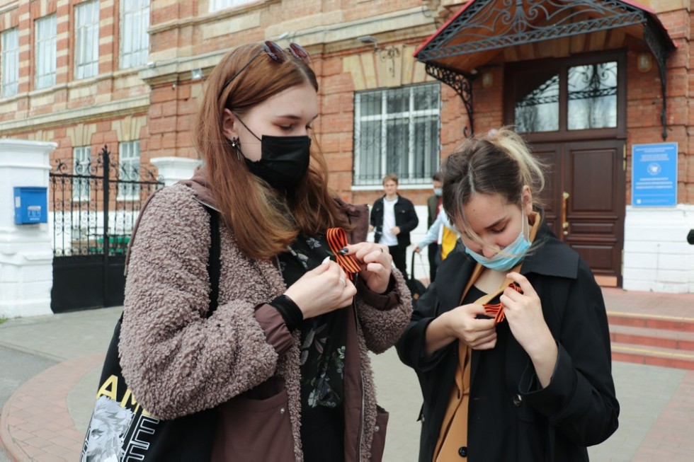 � ���������� ��������� ��� � ������ ���������� � ������������ 77-� ��������� ������ � ������� ������������� ����� �������� ����� 