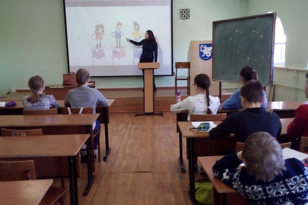 Участники лингвистической школы 'Polyglot' получили сертификаты об обучении Участники лингвистической школы 'Polyglot' получили сертификаты об обучении