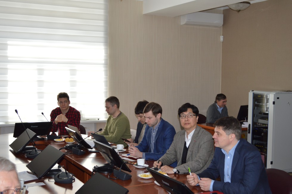 ����� ��������� �������������� LG TCM (Technology Center Moscow) � ���������� ��������