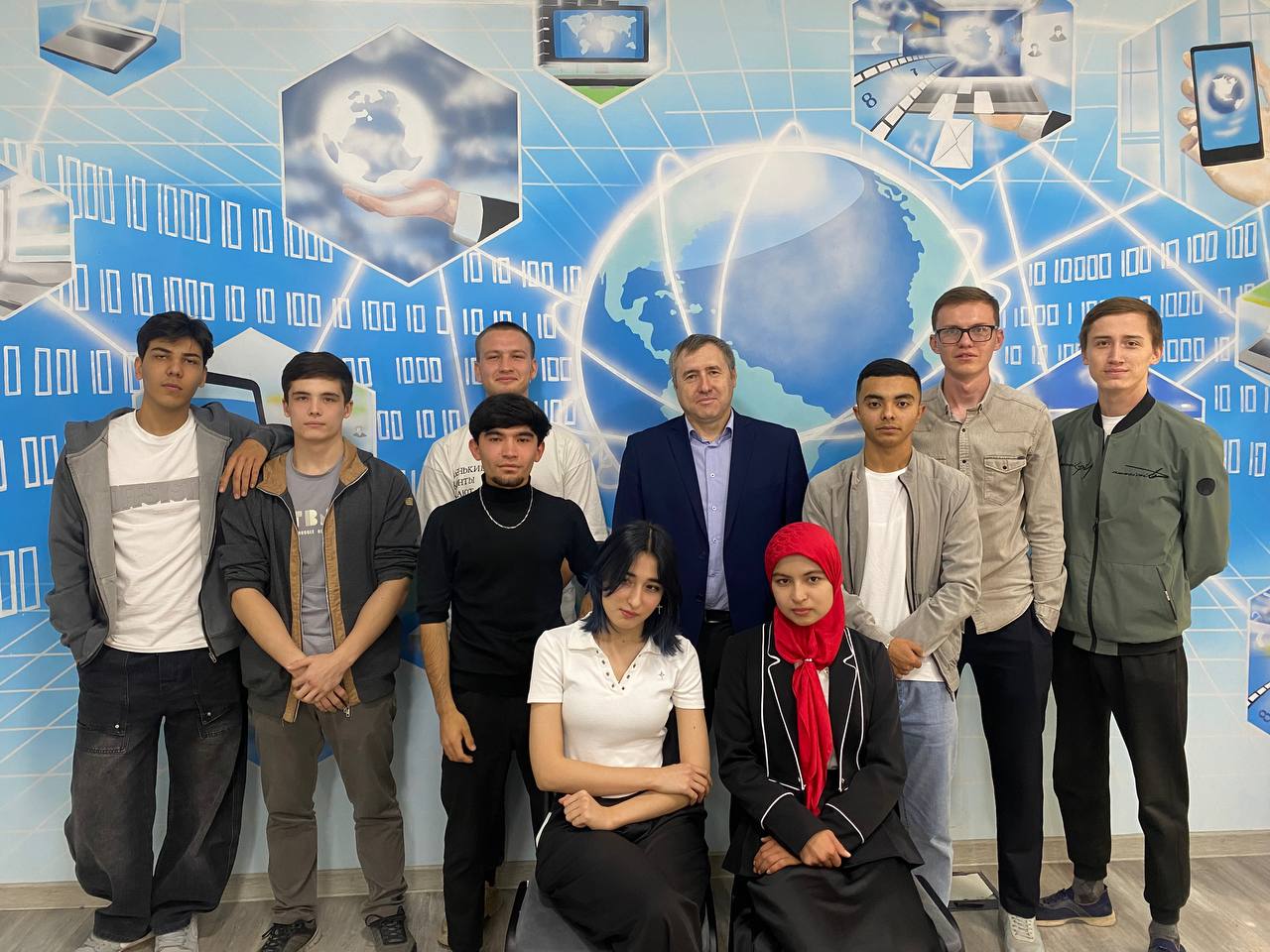 Рабочий визит преподавателей ИВМиИТ в филиал КФУ в г. Джизаке Рабочий визит преподавателей ИВМиИТ в филиал КФУ в г. Джизаке