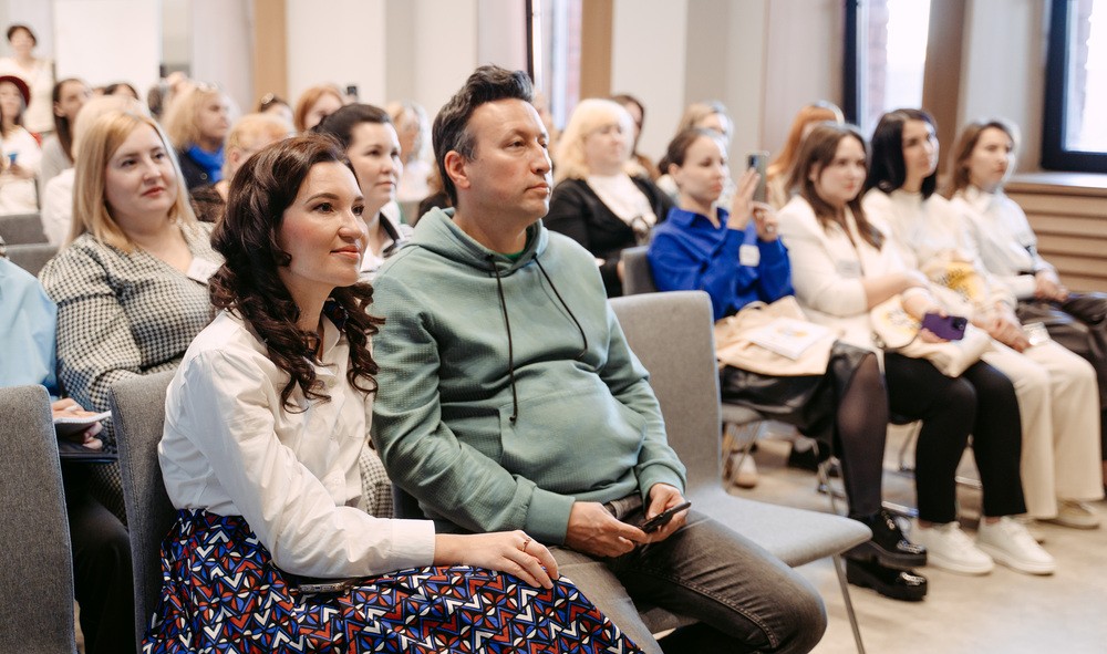 Преподаватель Елабужского института стала участником педагогической конференции 'Меняем образование, меняем мир!' Преподаватель Елабужского института стала участником педагогической конференции 'Меняем образование, меняем мир!'