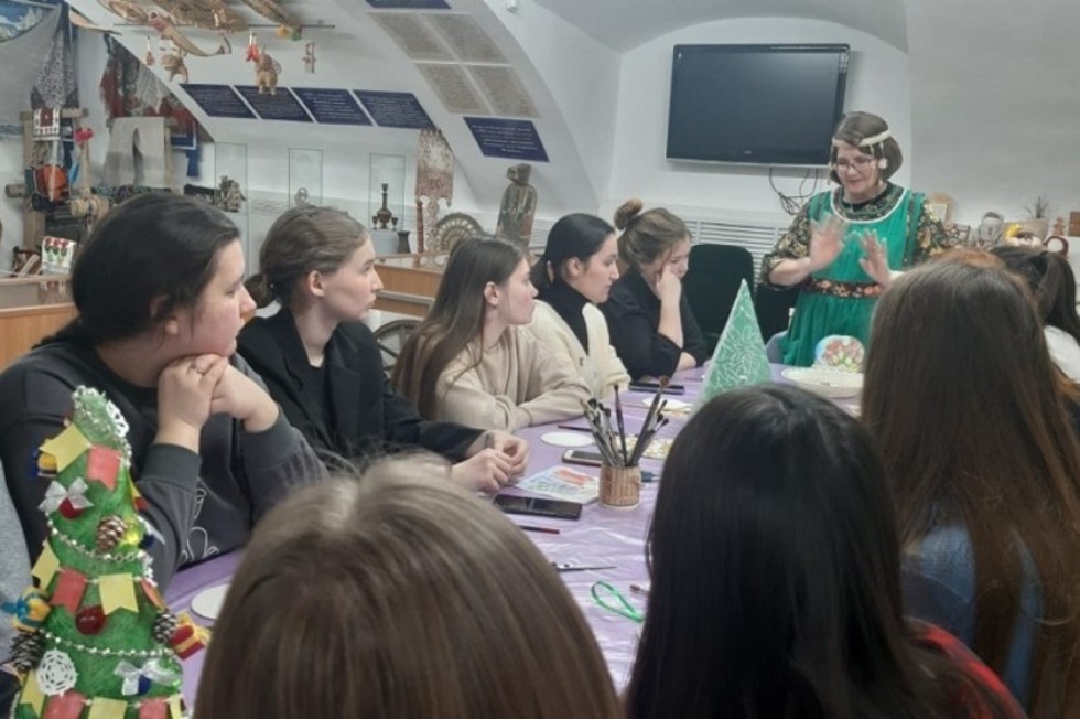 Нетрадиционный вид декоративно-прикладного творчества Декупаж Нетрадиционный вид декоративно-прикладного творчества Декупаж