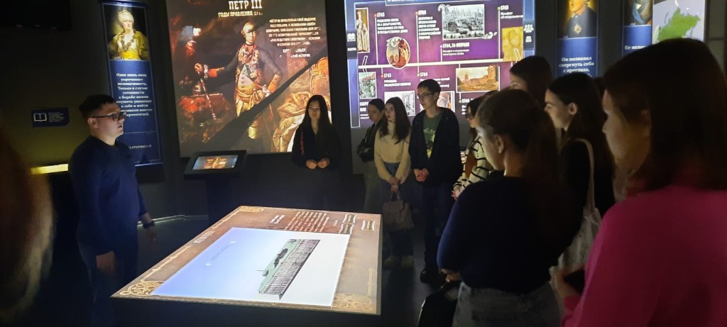 Студенты ВШИЯиП посетили мультимедийный исторический парк 'Россия?моя история' Студенты ВШИЯиП посетили мультимедийный исторический парк 'Россия?моя история'