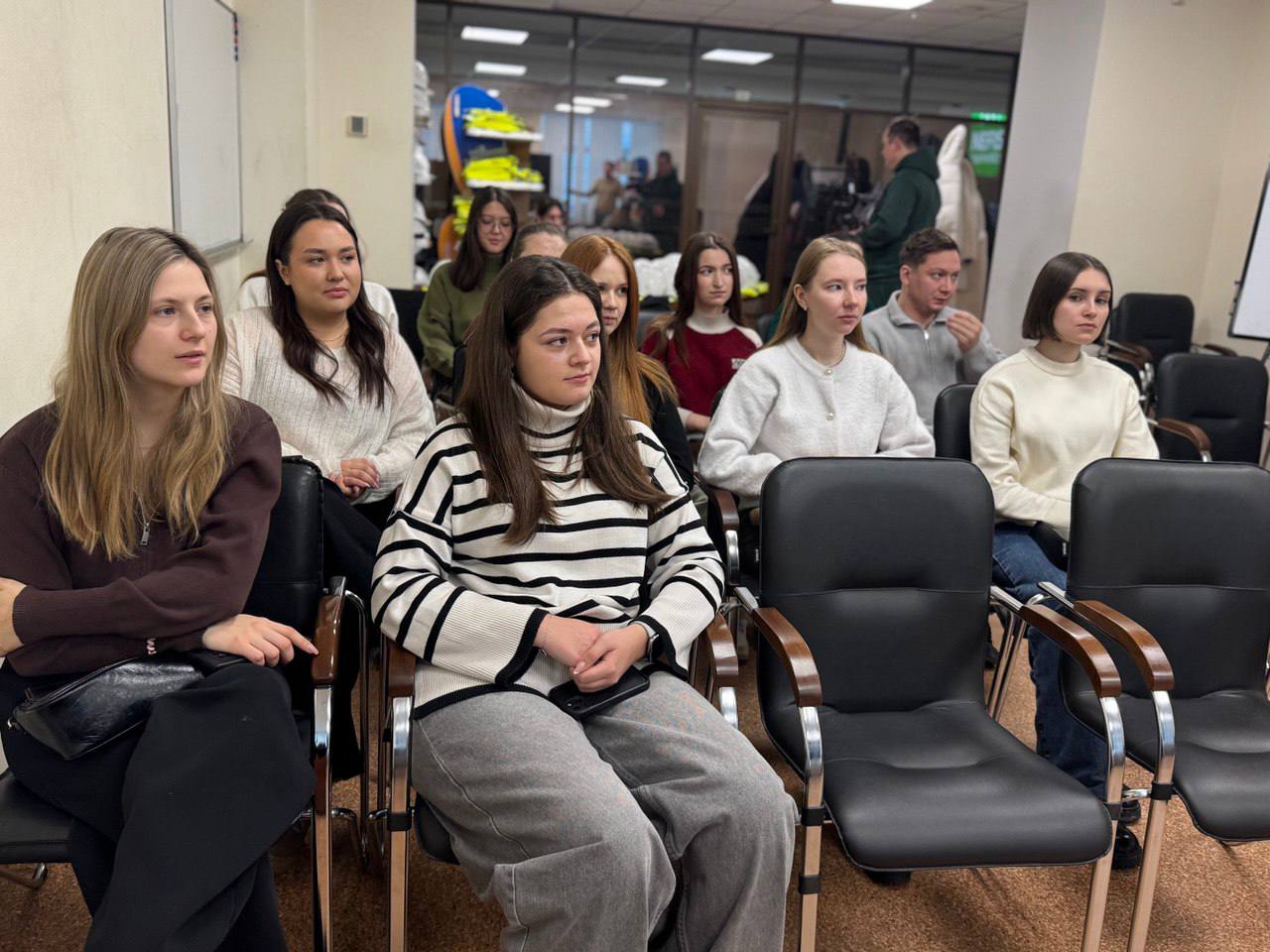 Студенты специальности Студенты специальности