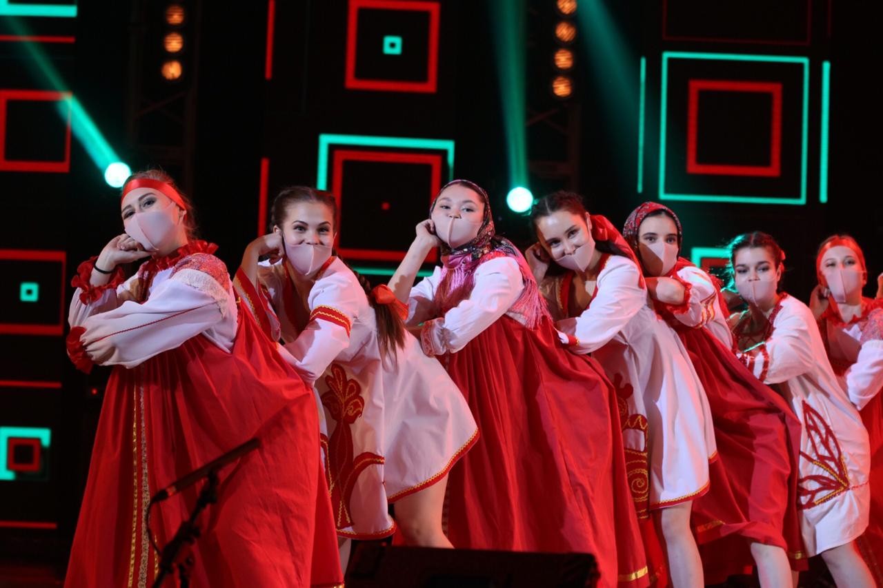 Freshman Day Gala held amid attendance restrictions Freshman Day Gala held amid attendance restrictions