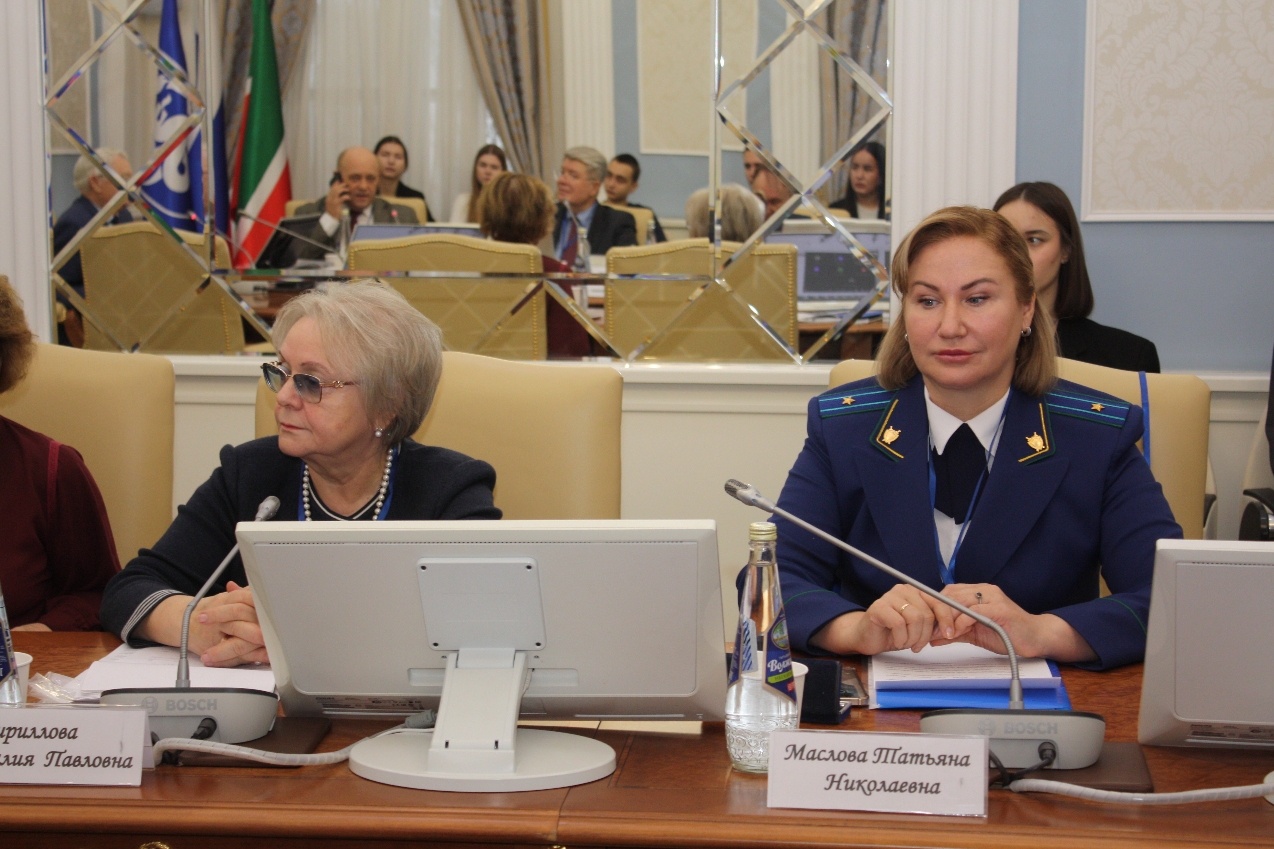 ������������� ������-������������ ������� ����