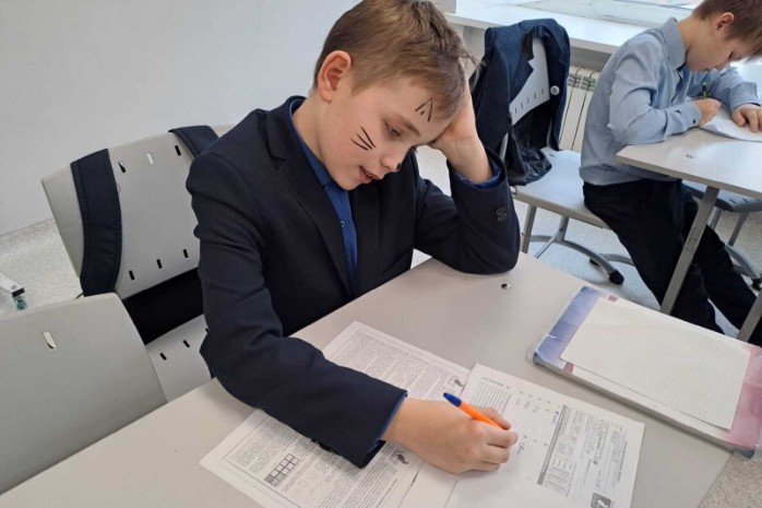 ��������� X ������������� ��������������-��������������� ������� �� ���������� 'MathCat-2023' � ���������� ��������� ���