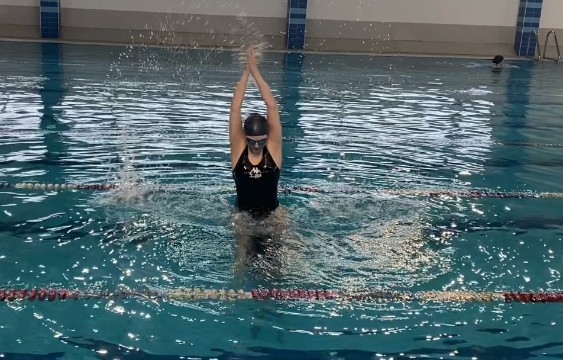 Предновогодний турнир по синхронному плаванию среди студентов третьекурсников ИФМиБ Предновогодний турнир по синхронному плаванию среди студентов третьекурсников ИФМиБ