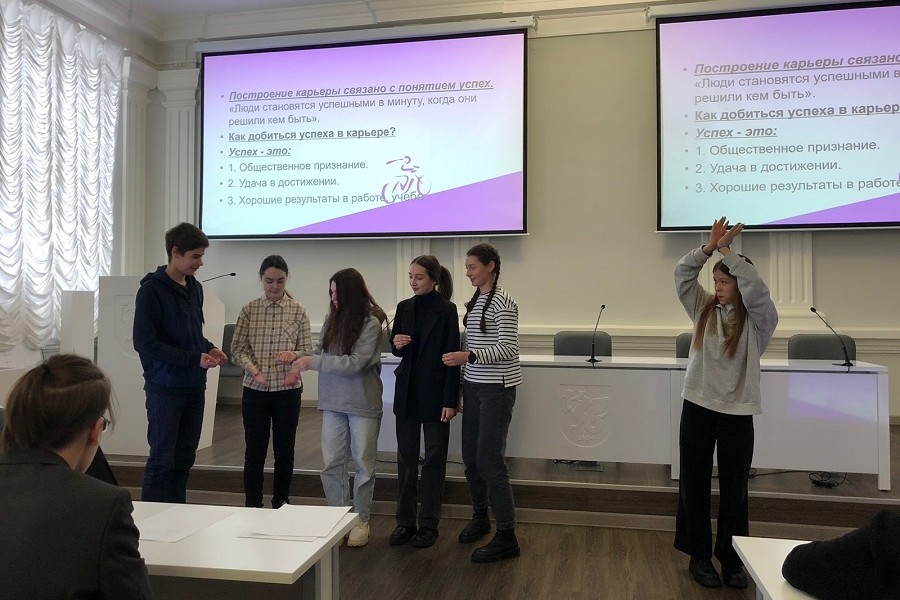 � �������� ������� �.�. �������� � '������� ������' � ��������� ���������-�������������� �������