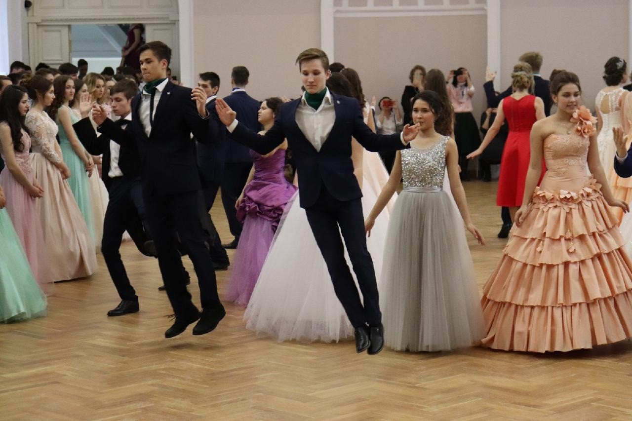 �������� ������� ������� � �������� ����.