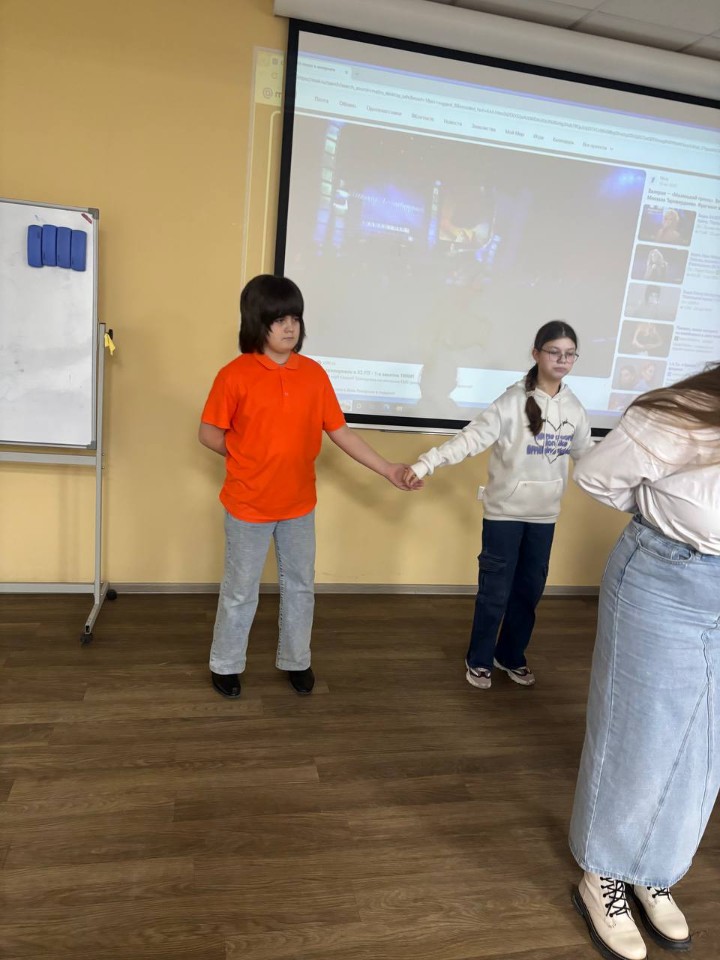 Детский театр КФУ 'Радуга' продолжает занятия с детьми и начинает работу над новым спектаклем Детский театр КФУ 'Радуга' продолжает занятия с детьми и начинает работу над новым спектаклем