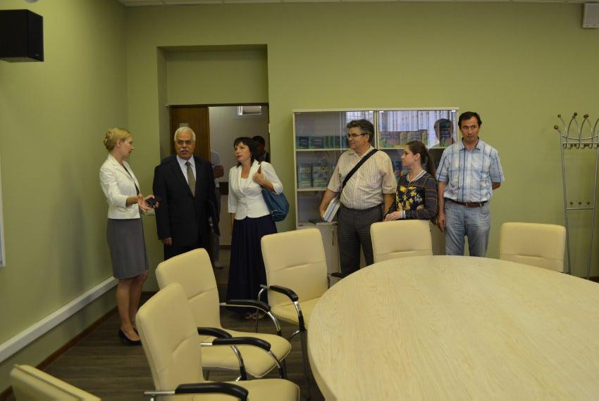 ����� ������ ����� � ��������� ����������� �����������