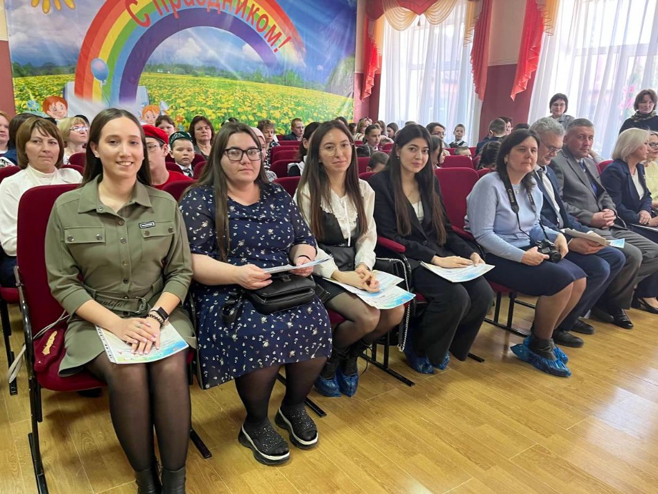 Ученые ИПО КФУ в базовых школах Ученые ИПО КФУ в базовых школах