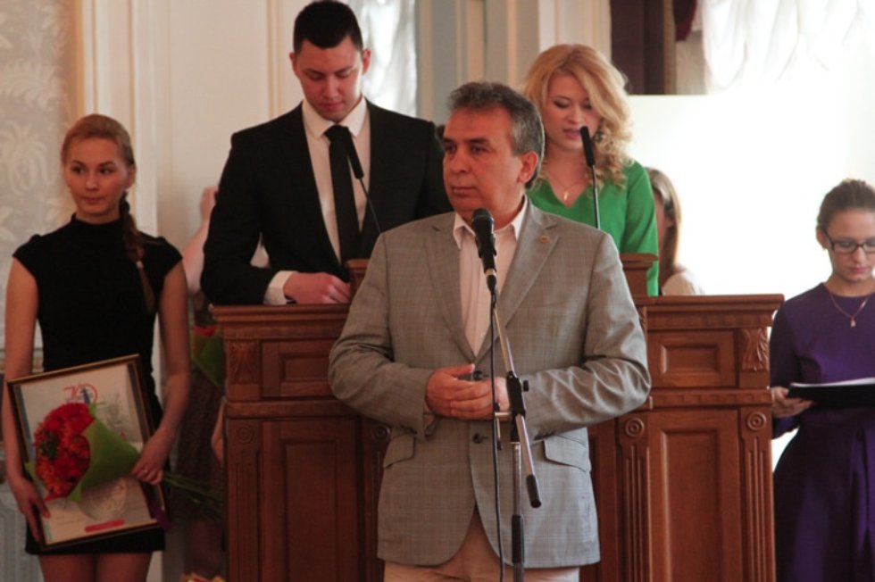 �������� ������� ���� ����� � ������