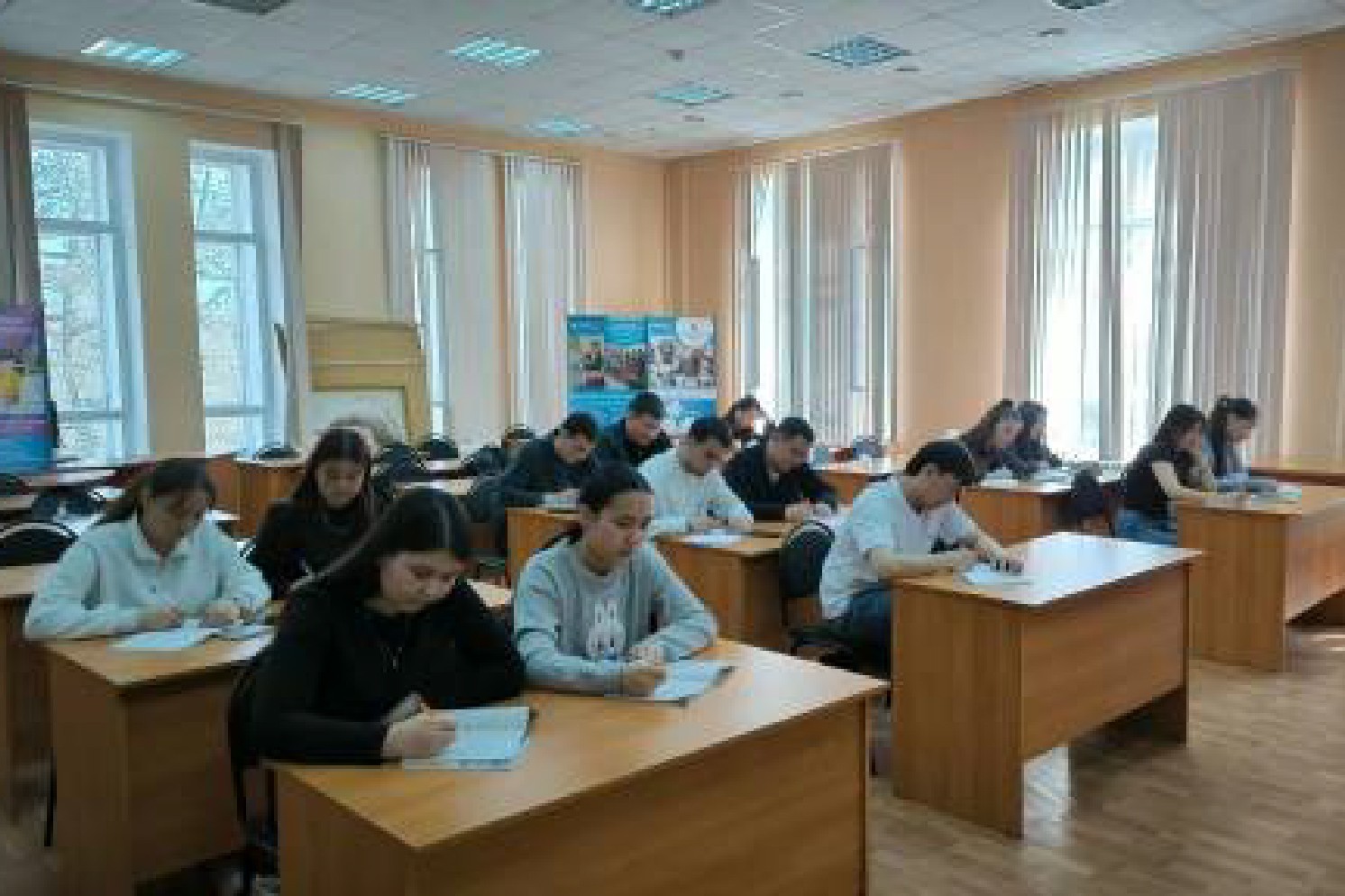 Названы победители конкурса переводов в Елабужском институте КФУ Названы победители конкурса переводов в Елабужском институте КФУ