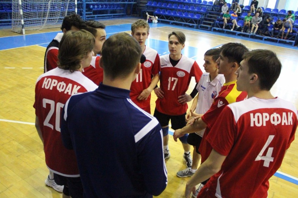 C��������� ����� ���������� : �������, ���������, �����������, ��������. 