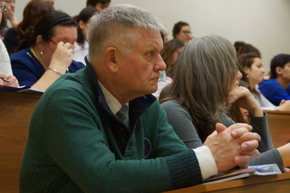 ������������� ������� ����������� '��������� � ������������ ����������� �����' (Reflections and Innovations in EFL: Teaching Methods and Assessments)