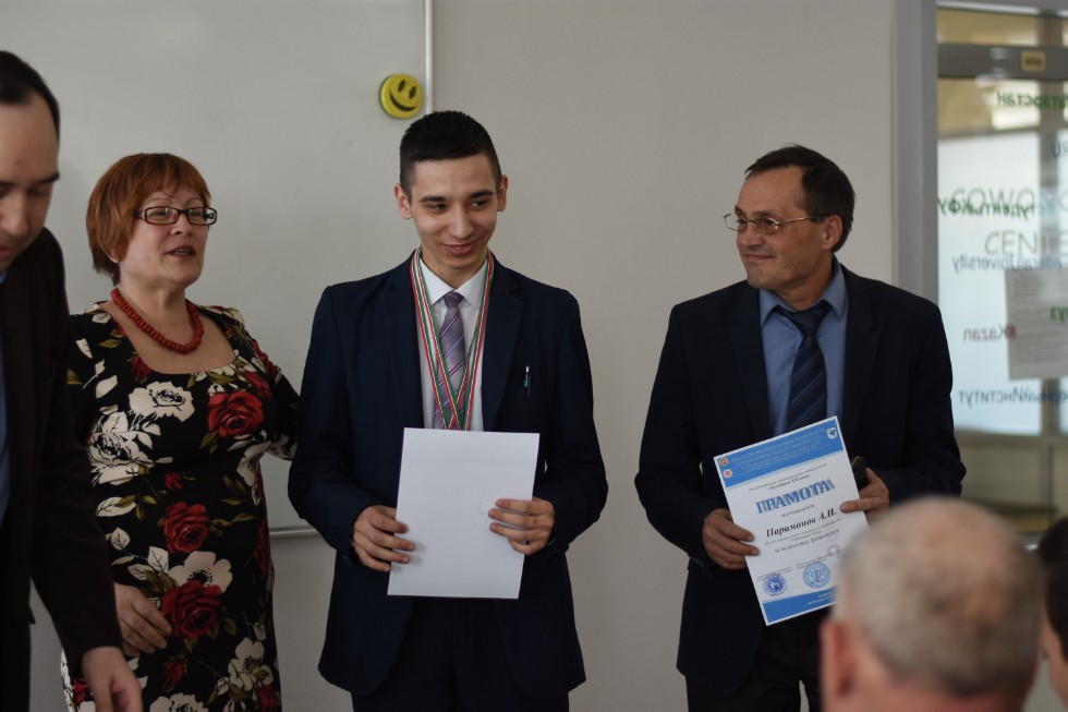 ����� ��������� ���� ������������� 