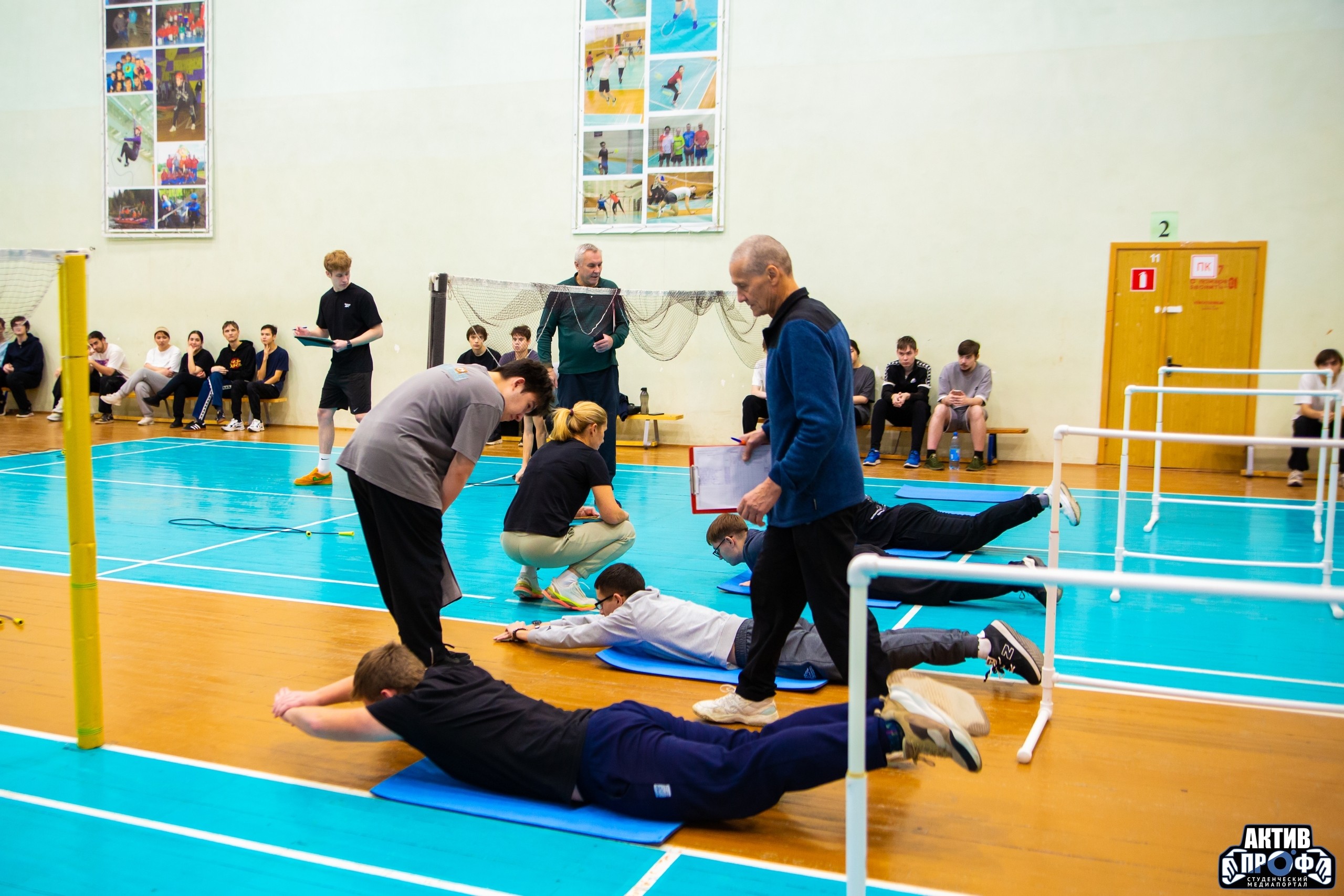 Месяц упорства, два дня борьбы Месяц упорства, два дня борьбы