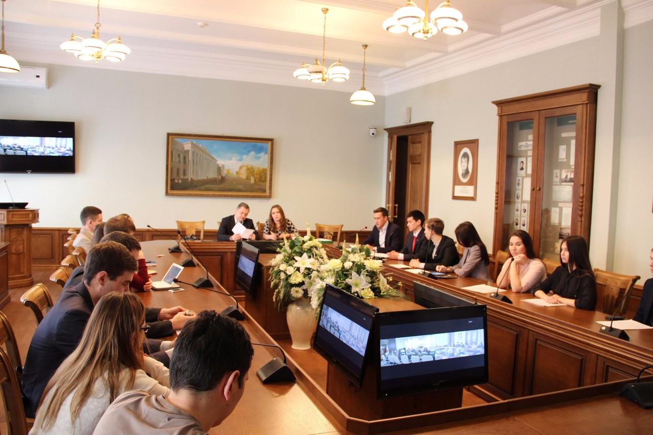 Видеоконференция: студенты обсудили проблемы правового регулирования в спортн Видеоконференция: студенты обсудили проблемы правового регулирования в спортн