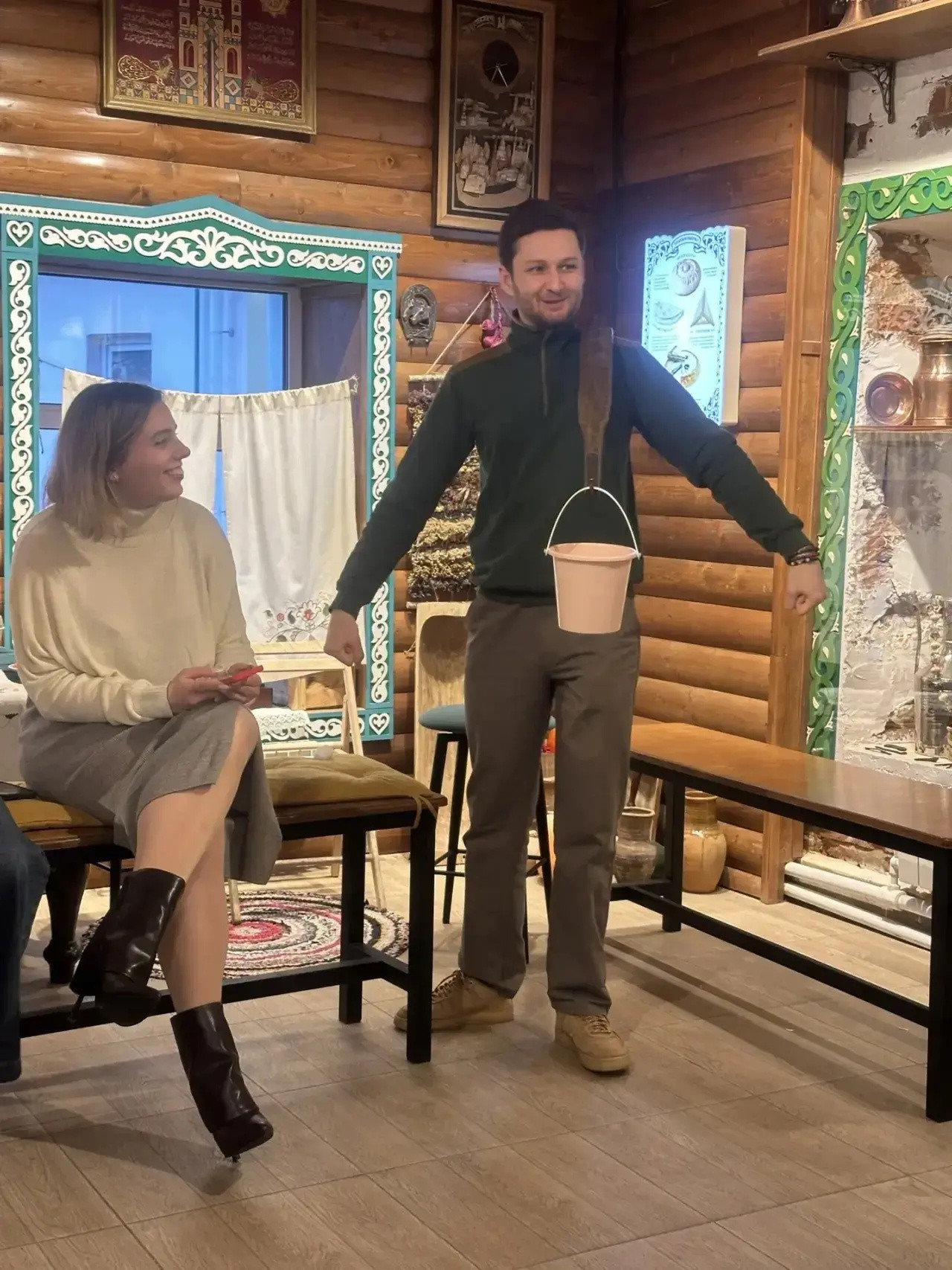 Мультикультурный калейдоскоп на празднике встречи весны в группе 17.1-512 ИПО КФУ Мультикультурный калейдоскоп на празднике встречи весны в группе 17.1-512 ИПО КФУ