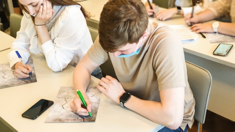 ���� ������ �������� � ������ � �������� ���������� ������ ��������� � �� ����������� � ���� ������� ������������� �����