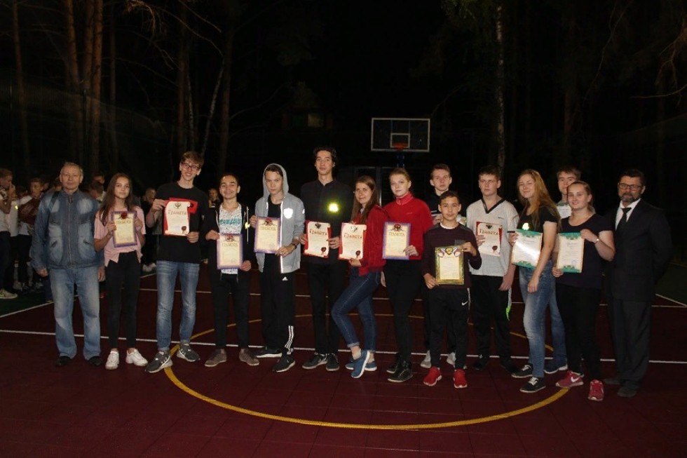 Летняя физико-математическая школа завершила свою работу Летняя физико-математическая школа завершила свою работу