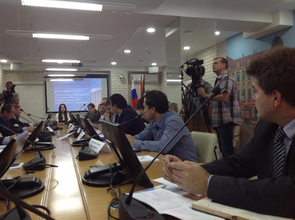 Университетские конфликтологи провели круглый стол 'Новые вызовы национальной безопасности России: влияние современного международного терроризма' Университетские конфликтологи провели круглый стол 'Новые вызовы национальной безопасности России: влияние современного международного терроризма'