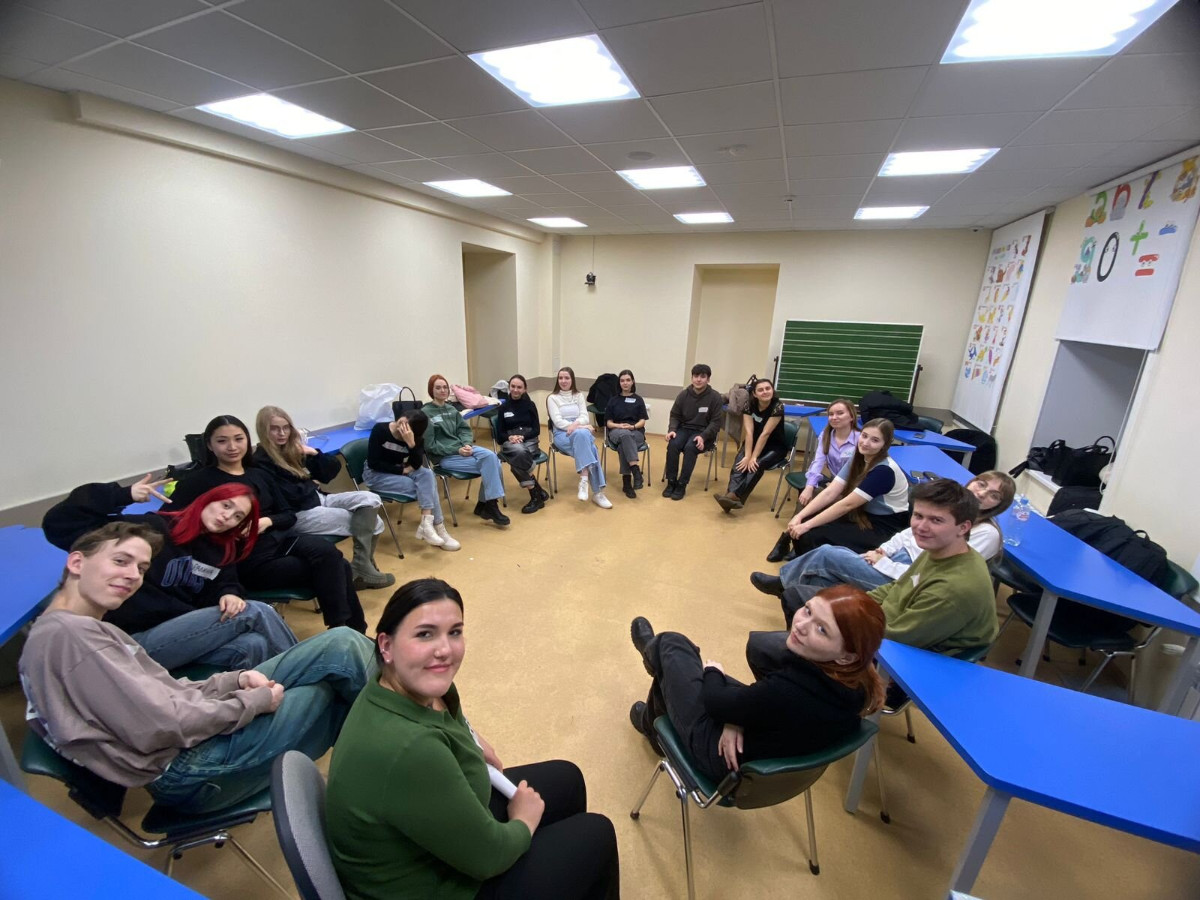 В Институте психологии и образования продолжаются тренинги по формированию навыков противостояния групповому давлению В Институте психологии и образования продолжаются тренинги по формированию навыков противостояния групповому давлению