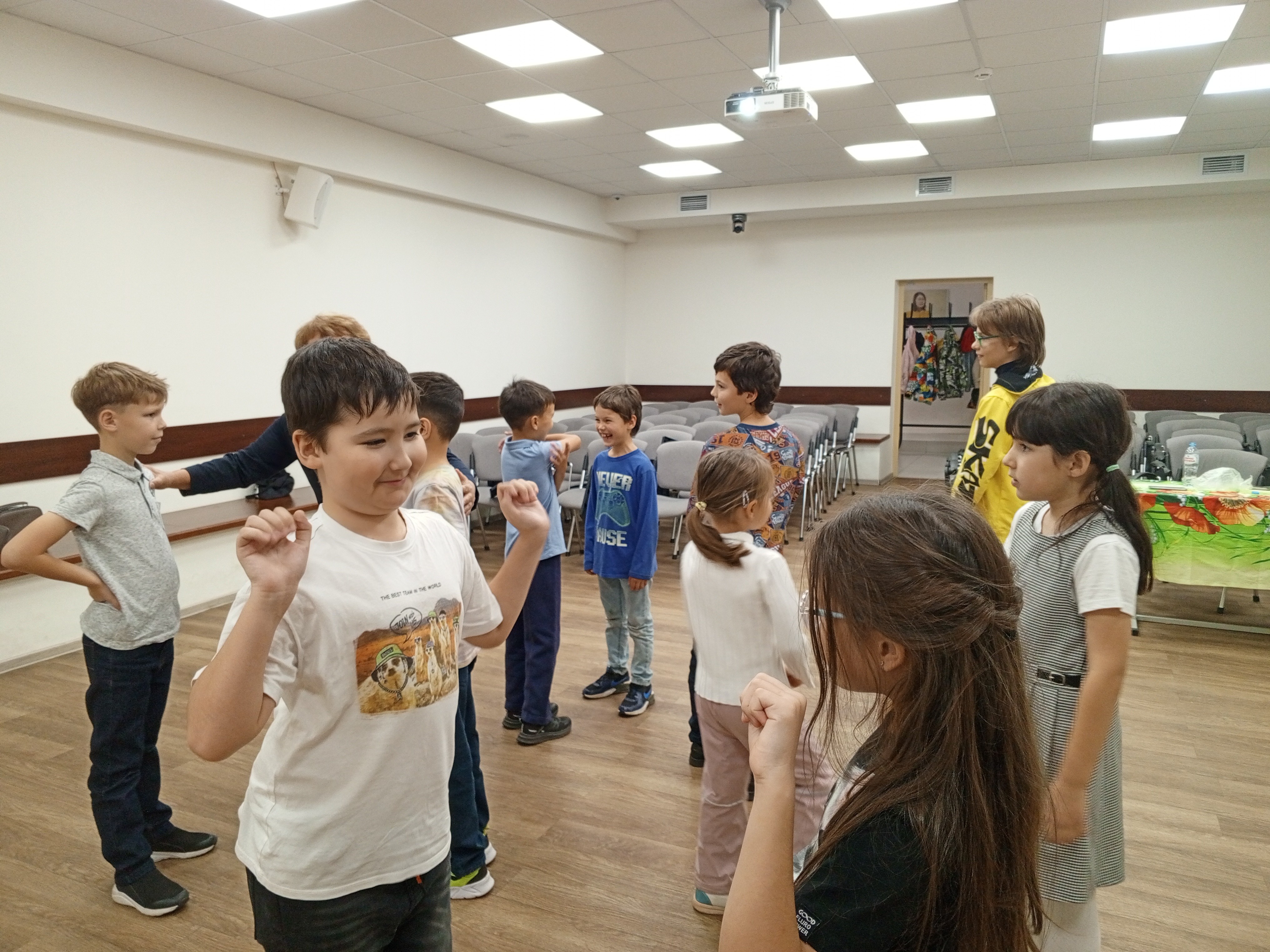 Занятия в детском театре КФУ 'Радуга' продолжаются Занятия в детском театре КФУ 'Радуга' продолжаются