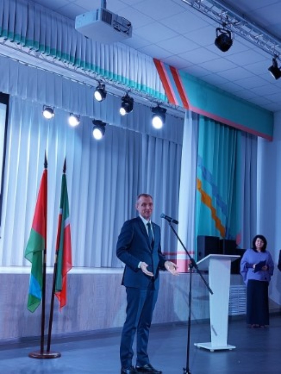 Төмәндә 'Татар мәгарифе көннәре' Төмәндә 'Татар мәгарифе көннәре'