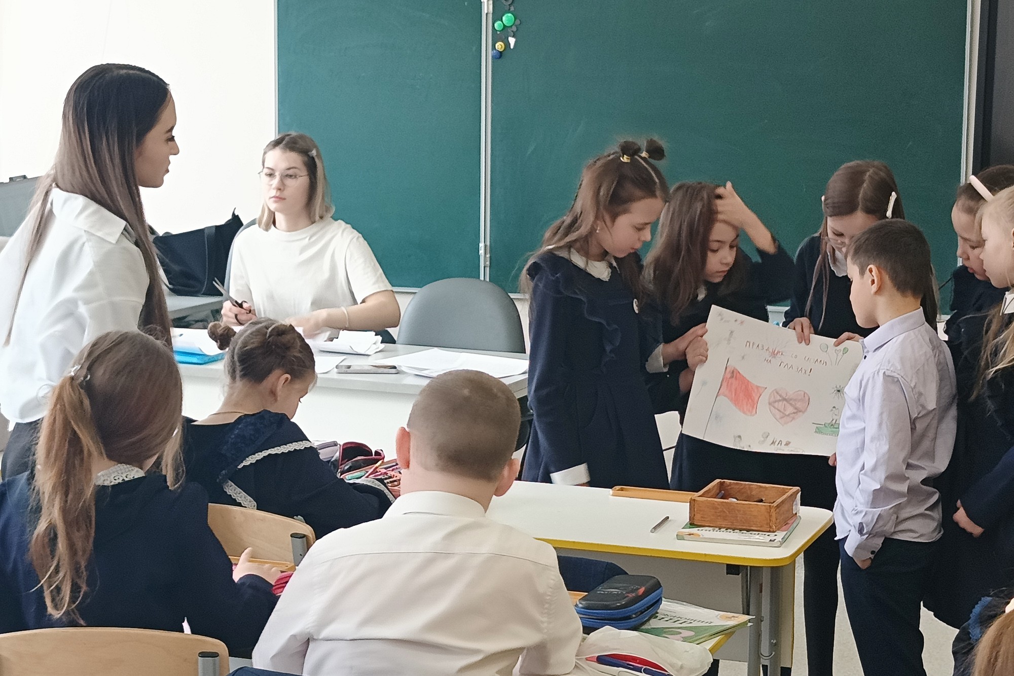 Студенты-педагоги завершили практику в 'Университетской' школе Студенты-педагоги завершили практику в 'Университетской' школе