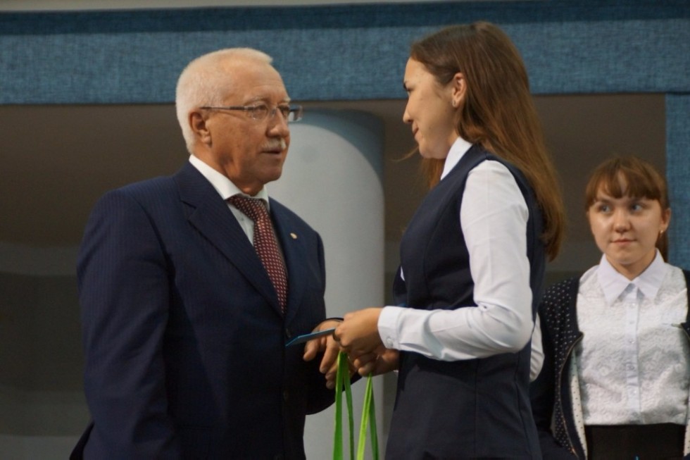 ����� �ә����� ��ә! ,����� �ө��