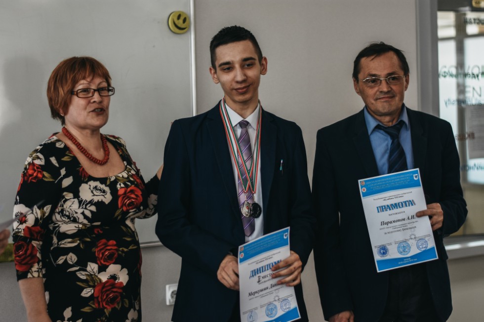 ����� ��������� ���� ������������� 