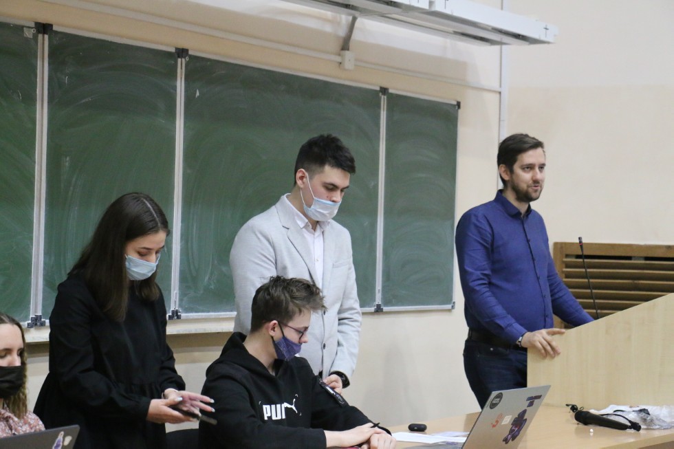 � ���� ��������� ������ ������������� ������