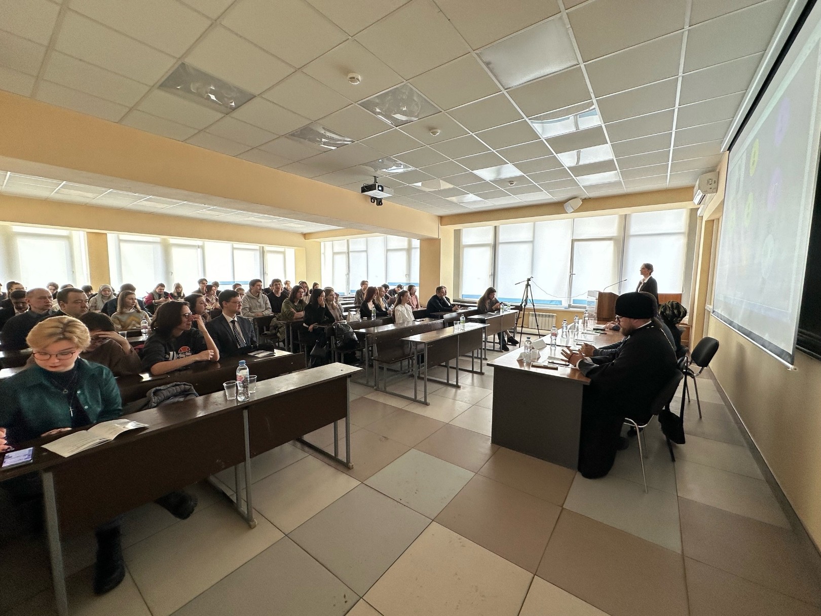 Международная научно-практическая конференция 'Религия и наука: трансформация религиозности в модернизирующемся обществе (к 220-летию Казанского университета)'. Международная научно-практическая конференция 'Религия и наука: трансформация религиозности в модернизирующемся обществе (к 220-летию Казанского университета)'.