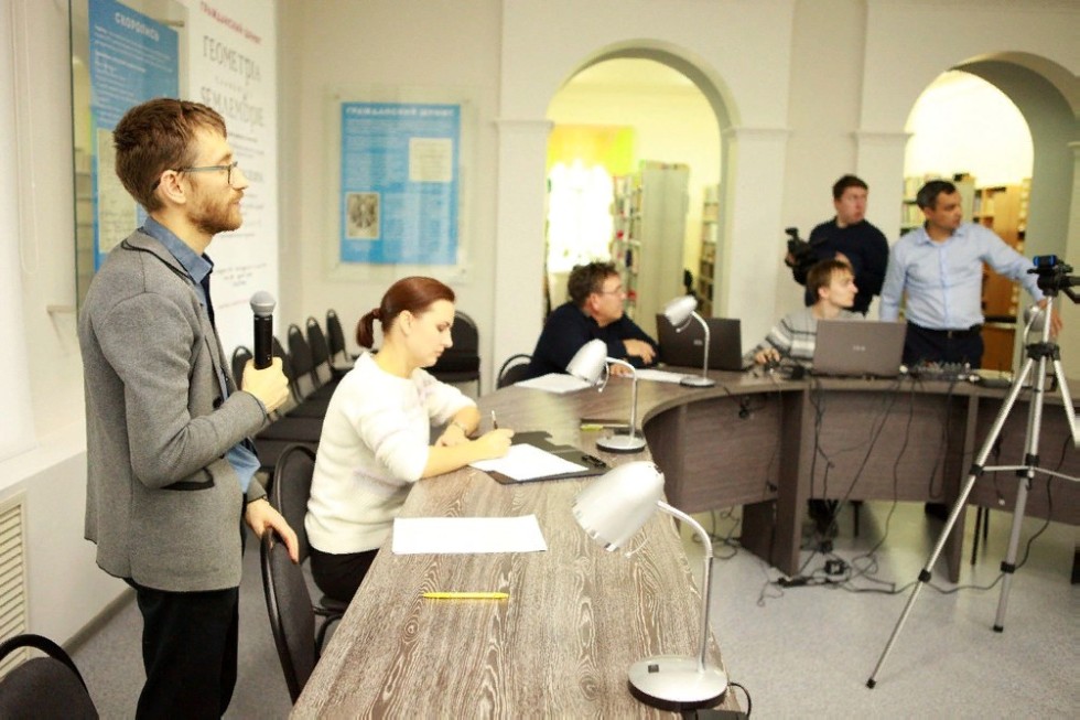 В Елабужском институте КФУ состоялся 'Международный Фестиваль русских школ', посвященный 190-летию Льва Толстого В Елабужском институте КФУ состоялся 'Международный Фестиваль русских школ', посвященный 190-летию Льва Толстого