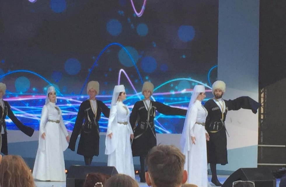 Знакомство с культурой и искусством народов Северного Кавказа Знакомство с культурой и искусством народов Северного Кавказа