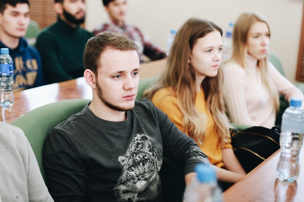 '����� � ���������������� ����': ������������� ������