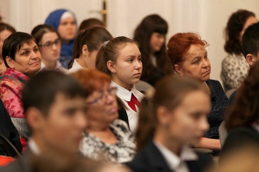 21 ноября в Елабужском институте КФУ прошла V Всероссийская научно-практическая конференция школьников и студентов 'Татарский язык, литература и история: прошлое, настоящее и будущее'. 21 ноября в Елабужском институте КФУ прошла V Всероссийская научно-практическая конференция школьников и студентов 'Татарский язык, литература и история: прошлое, настоящее и будущее'.