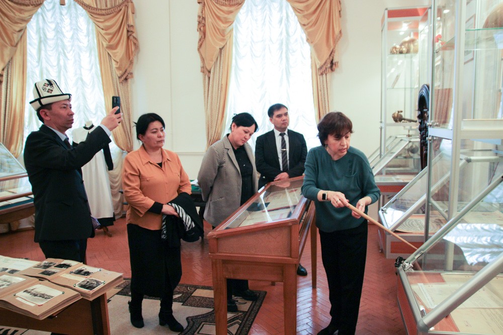 � ���������� �������� ��� ������� ��������� ��������-���������� �������������� ������������ ����� �. �������� (�. ��)