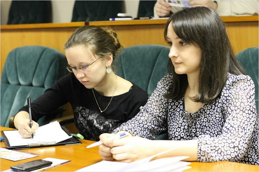 A Meeting with an Eminent Scientist from Japan, Professor Kimitako Matsuzato﻿