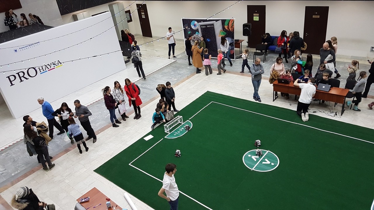 Институт социально-философских наук и массовых коммуникаций был активным участником десятой серии научно-популярного проекта 'PROНаука в КФУ' Институт социально-философских наук и массовых коммуникаций был активным участником десятой серии научно-популярного проекта 'PROНаука в КФУ'