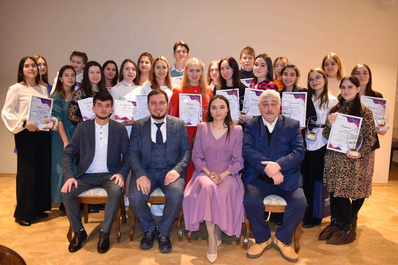 Литературно-творческое объединение 'Аллюки' Литературно-творческое объединение 'Аллюки'