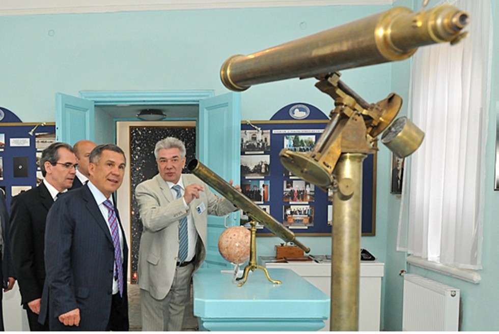 СТРУКТУРА И ПЕРСПЕКТИВЫ РАЗВИТИЯ АСТРОНОМИЧЕСКОЙ ОБСЕРВАТОРИИ им. В.П.ЭНГЕЛЬГАРДТА. СТРУКТУРА И ПЕРСПЕКТИВЫ РАЗВИТИЯ АСТРОНОМИЧЕСКОЙ ОБСЕРВАТОРИИ им. В.П.ЭНГЕЛЬГАРДТА.