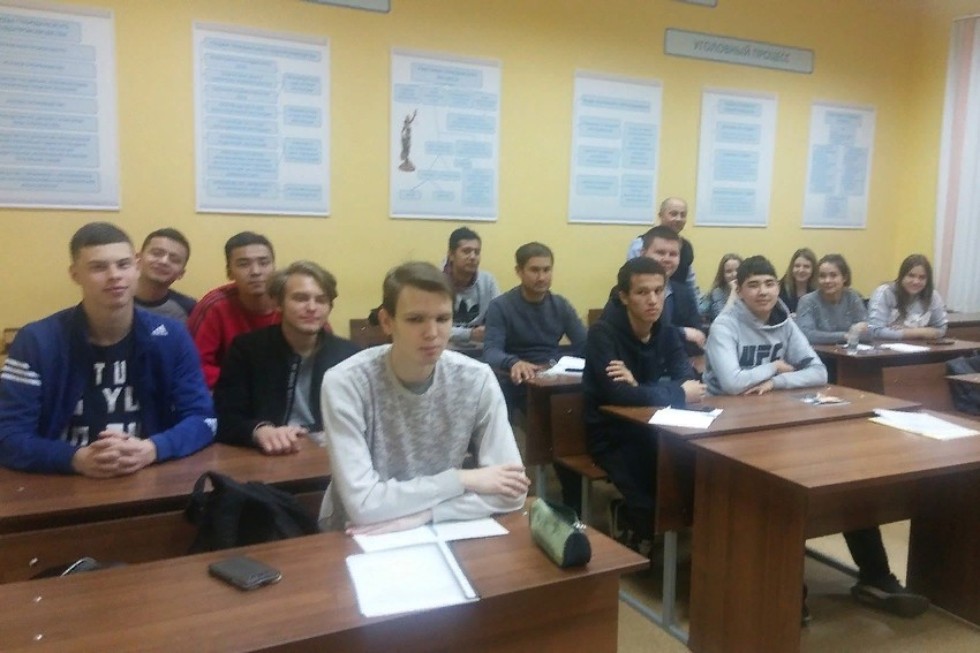 На юридическом факультете прошло заседание студенческого научного кружка На юридическом факультете прошло заседание студенческого научного кружка