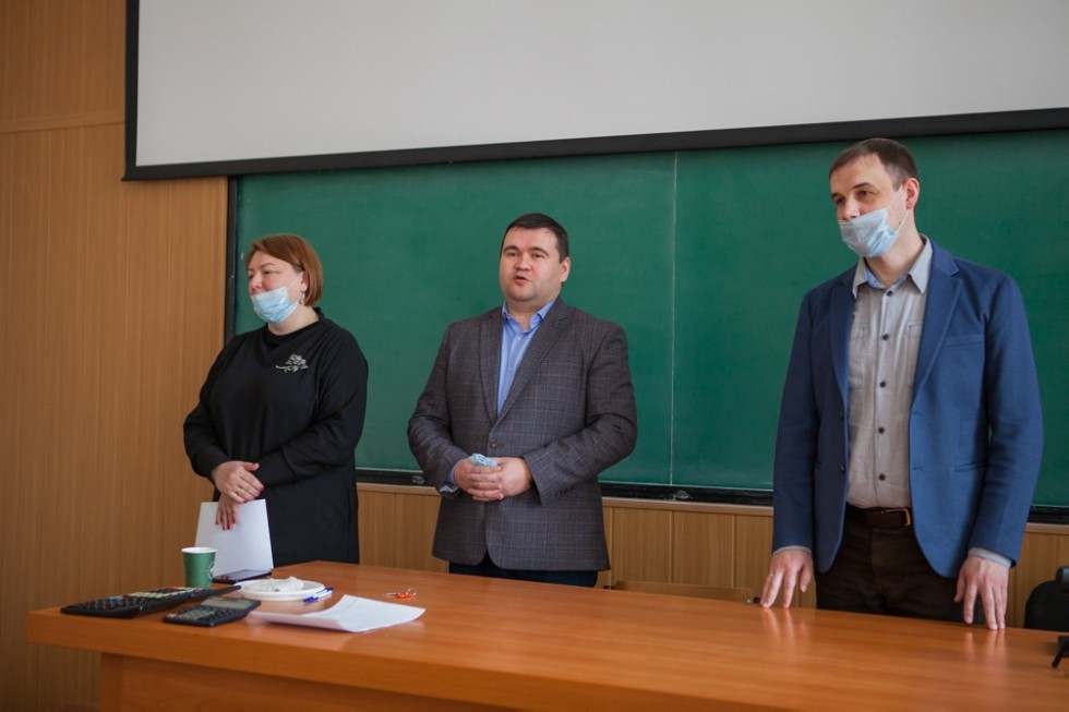 Региональная научная универсиада по экономике для учащихся 10-11 классов общеобразовательных школ, а также гимназий, лицеев, колледжей Региональная научная универсиада по экономике для учащихся 10-11 классов общеобразовательных школ, а также гимназий, лицеев, колледжей