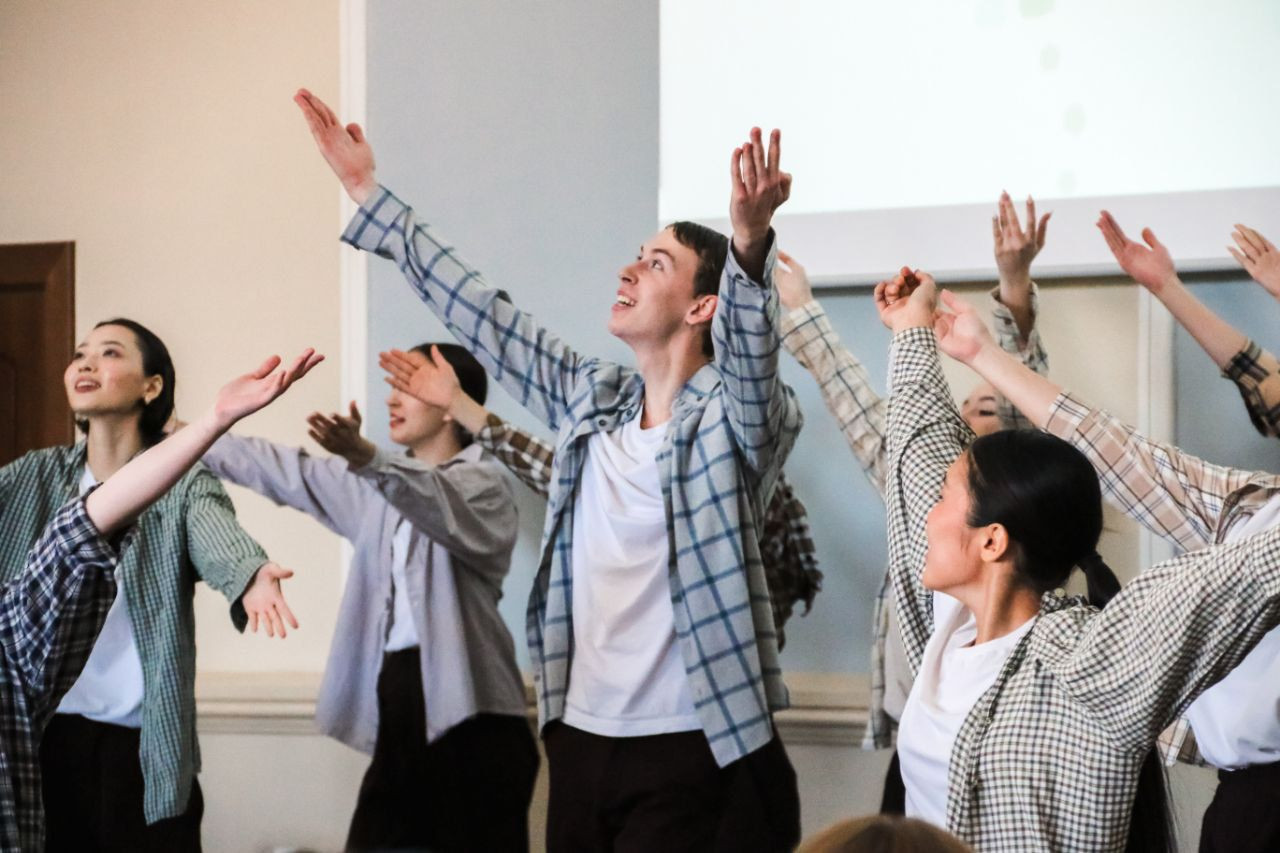 ���� ������ � ��������� ���������� � �����������