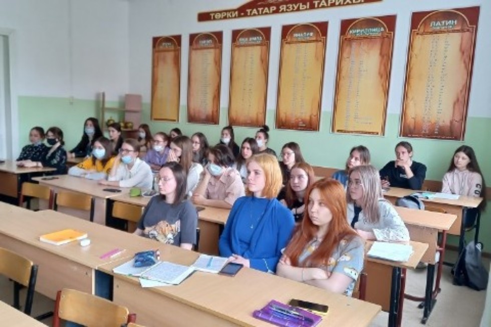 �� 100-������ ���������� ���������� ����������� ��. �.�. ������!